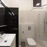 Glam Castle Apartment